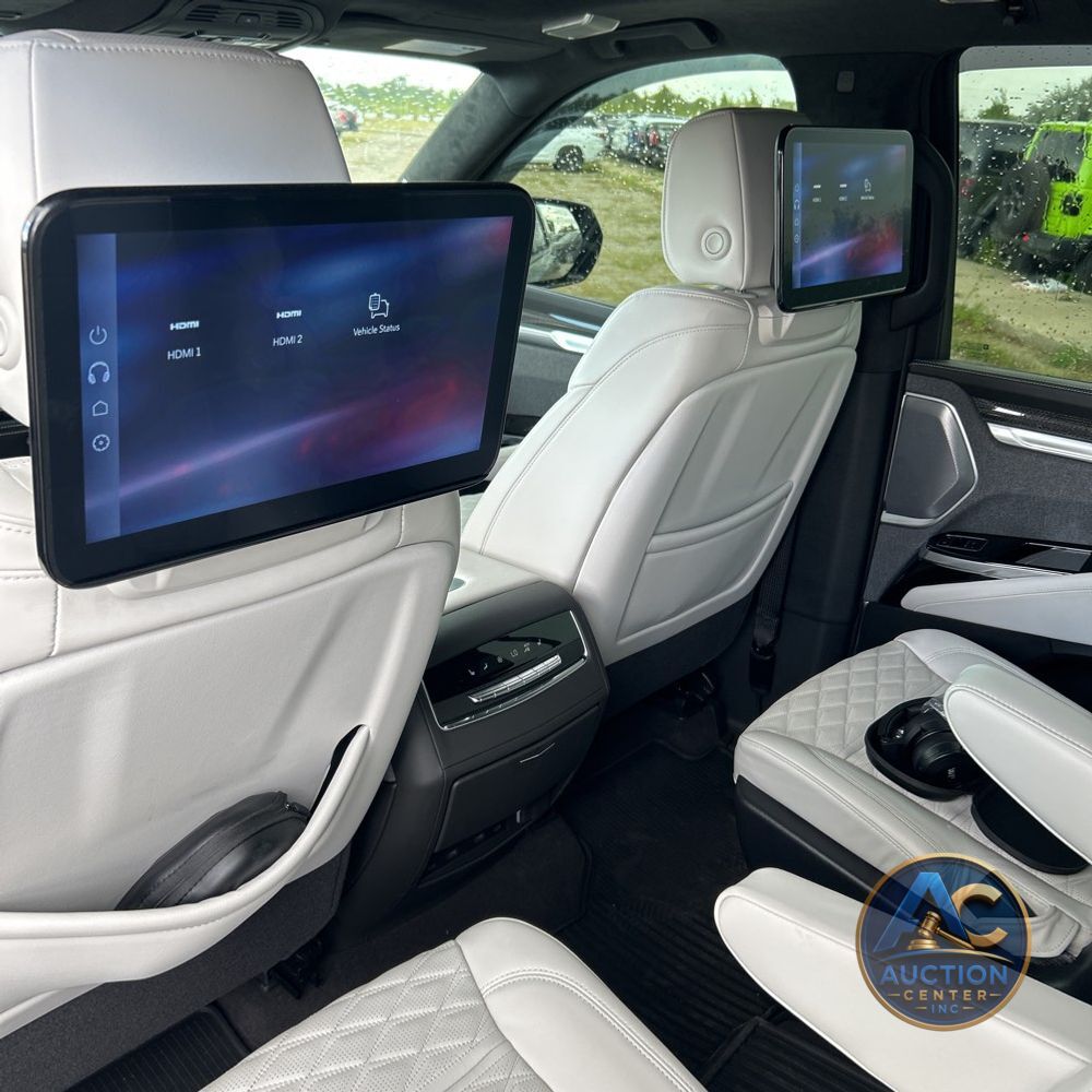 2025 Cadillac Escalade V-Sport