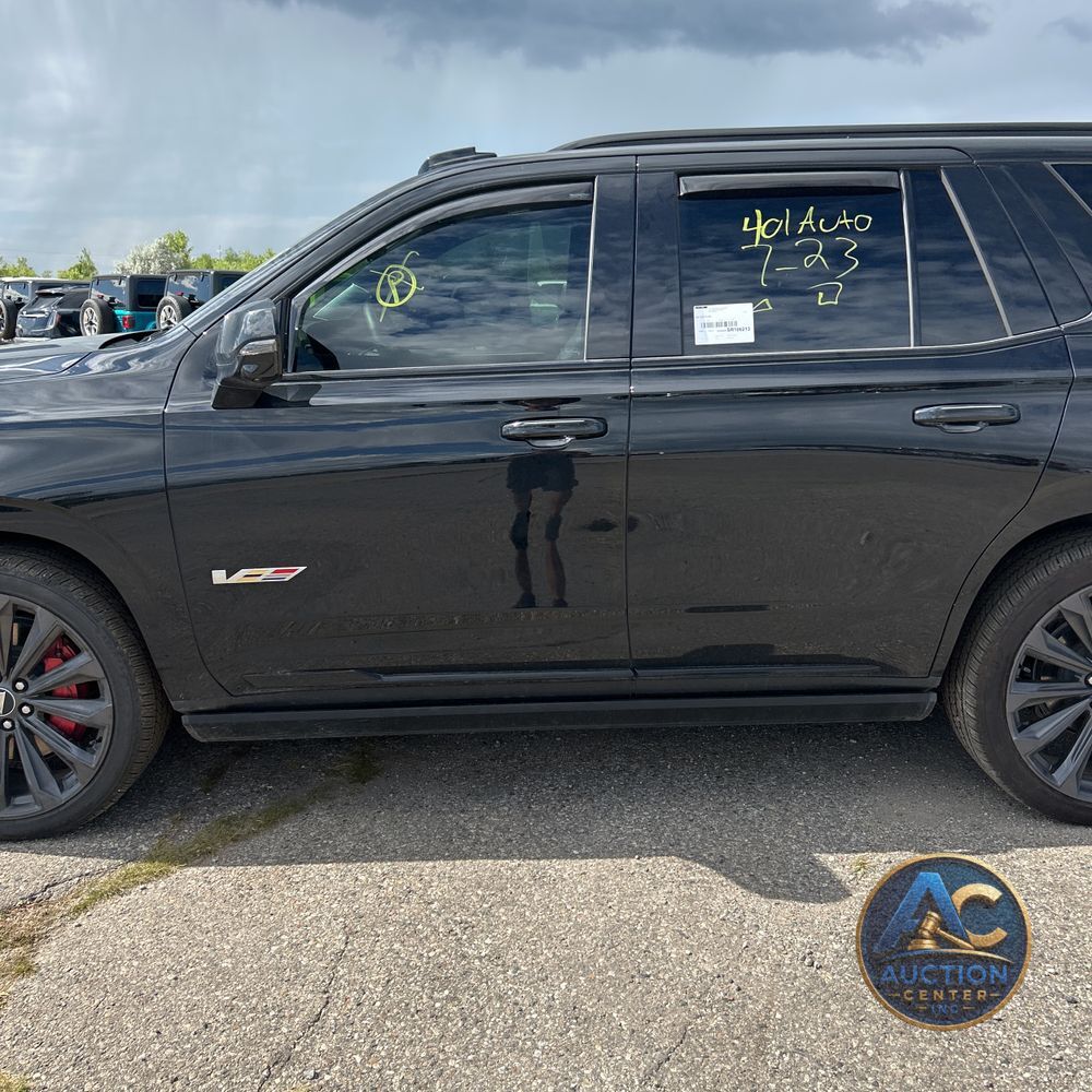2025 Cadillac Escalade V-Sport