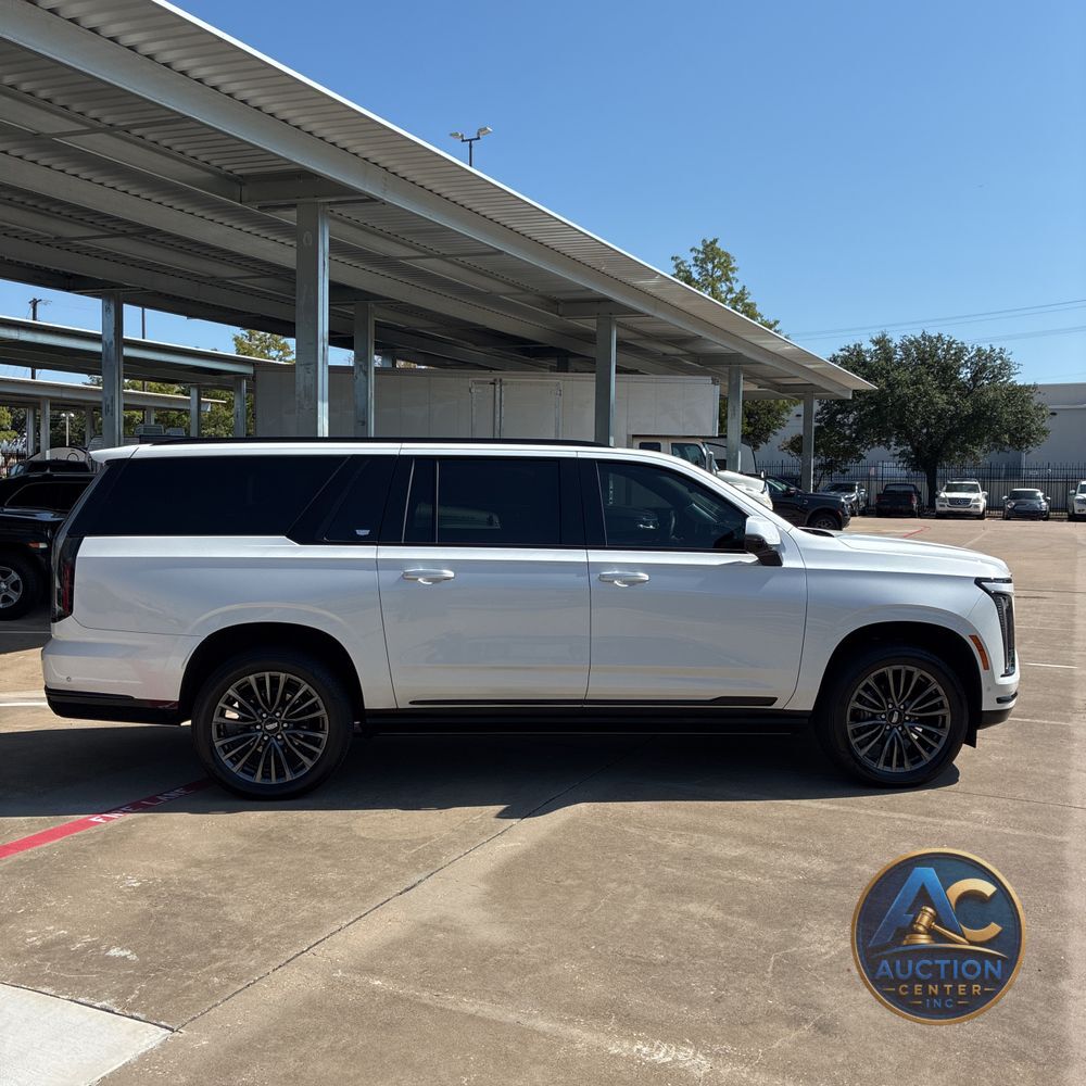 2025 Cadillac Escalade ESV Sport Platinum