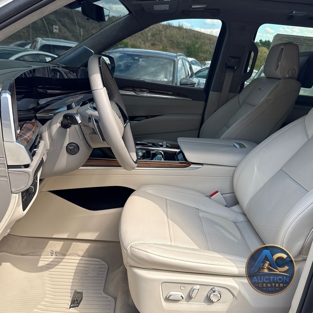 2025 Cadillac Escalade ESV Sport Platinum