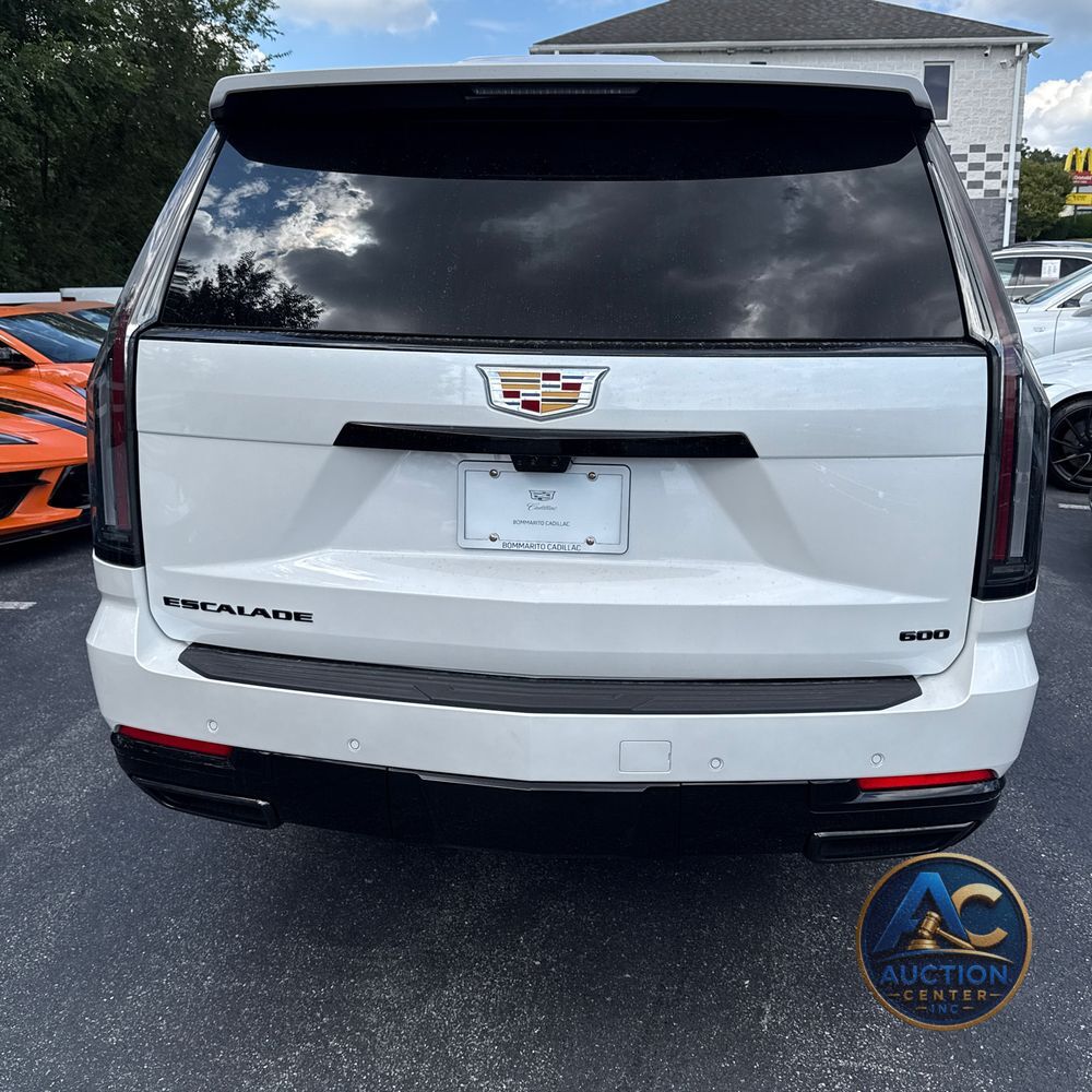 2025 Cadillac Escalade ESV Sport Platinum