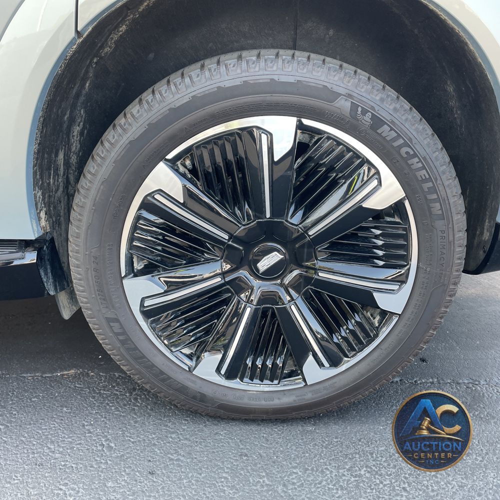 2025 Cadillac Escalade IQ Sport 1