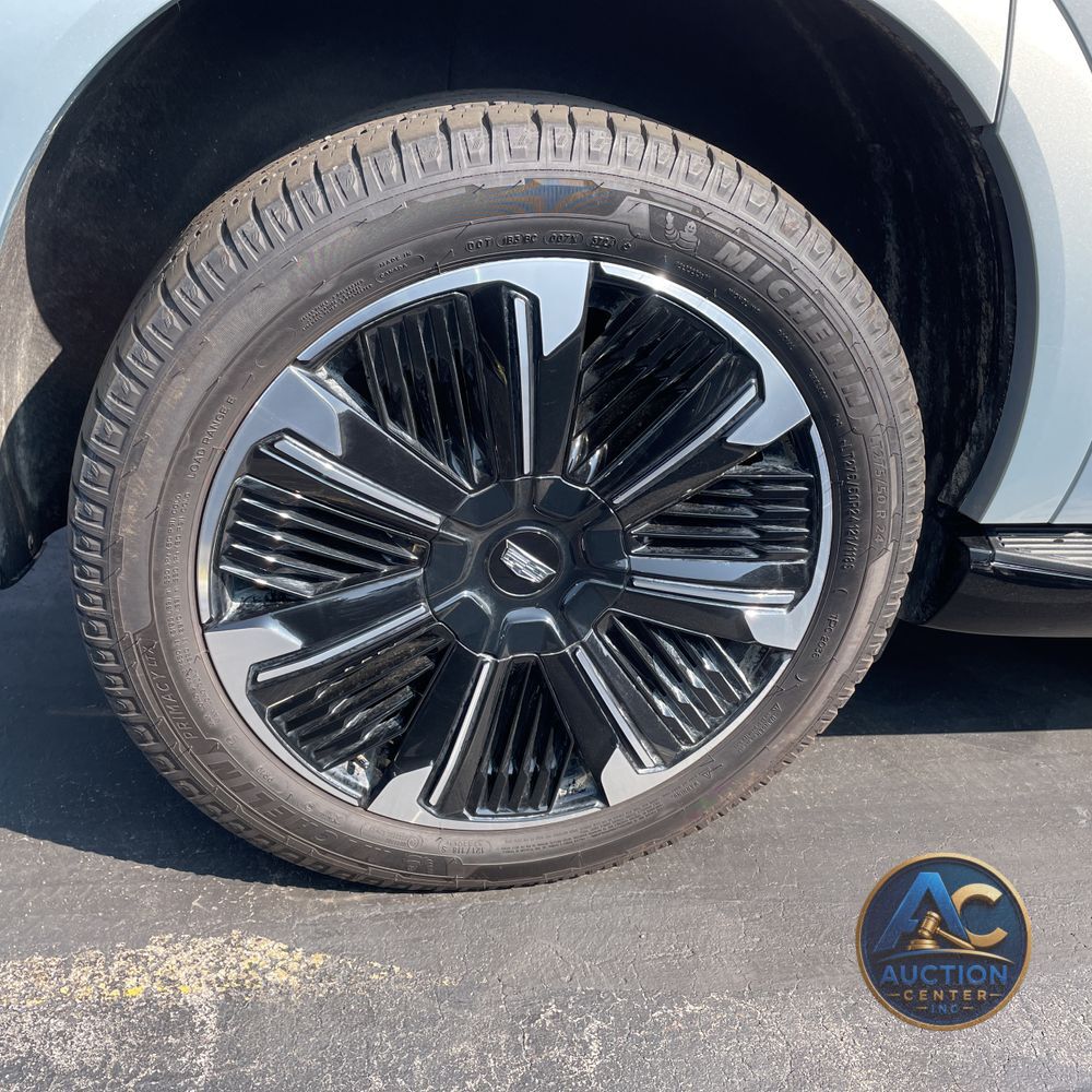 2025 Cadillac Escalade IQ Sport 1