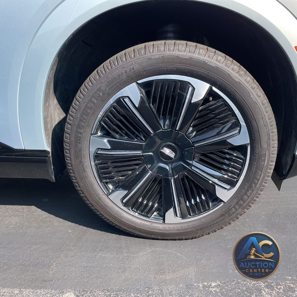 2025 Cadillac Escalade IQ Sport 1