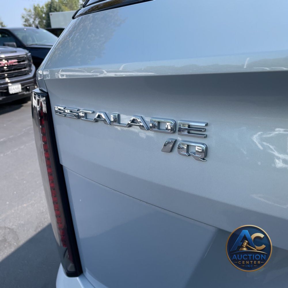 2025 Cadillac Escalade IQ Sport 1