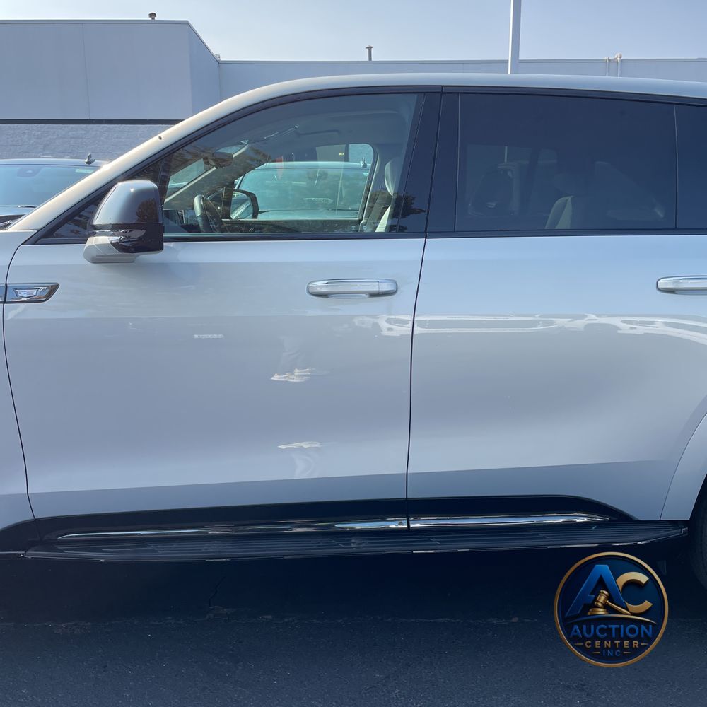 2025 Cadillac Escalade IQ Sport 1