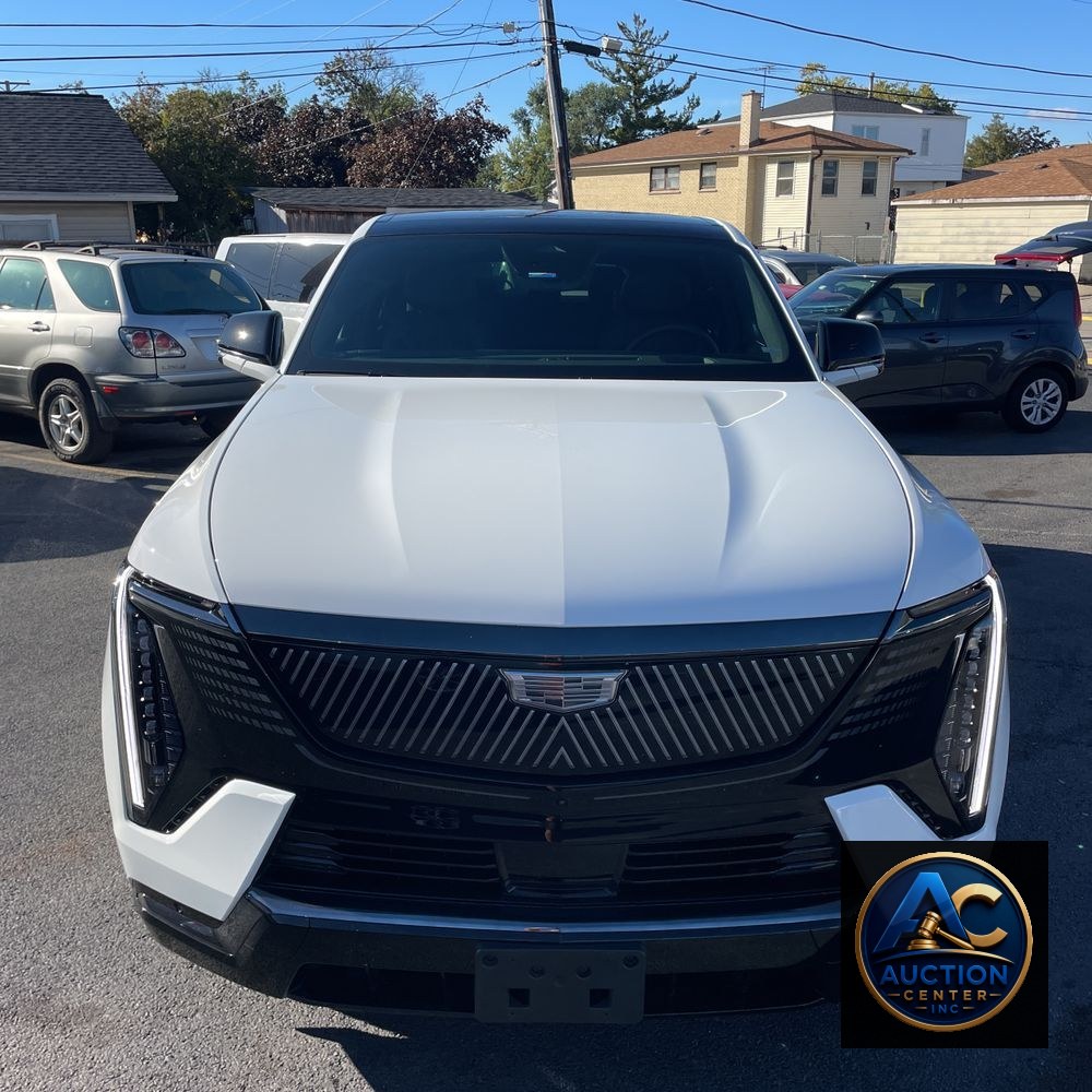 2025 Cadillac Escalade IQ Sport 1