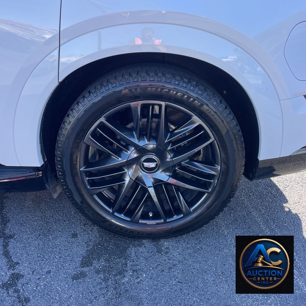 2025 Cadillac Escalade IQ Sport 1