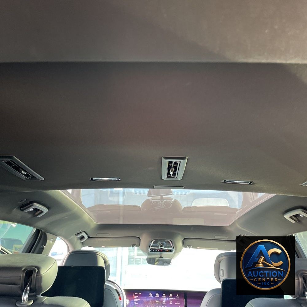 2025 Cadillac Escalade IQ Sport 1