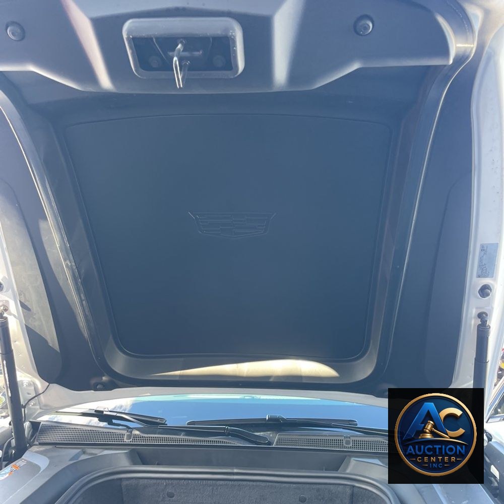 2025 Cadillac Escalade IQ Sport 1