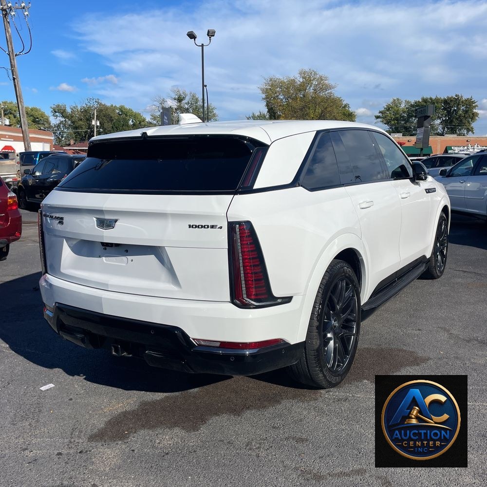 2025 Cadillac Escalade IQ Sport 1