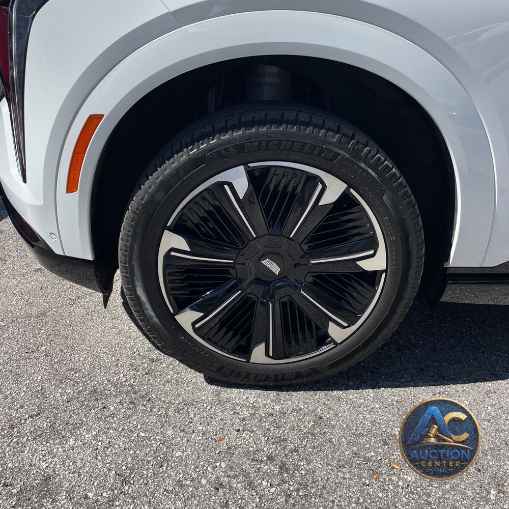 2025 Cadillac Escalade IQ Sport 1
