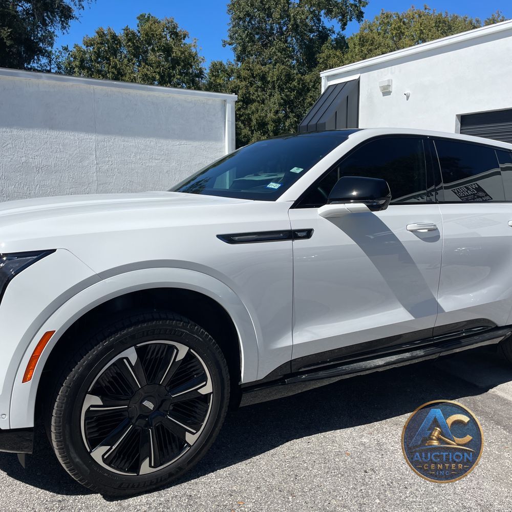 2025 Cadillac Escalade IQ Sport 1