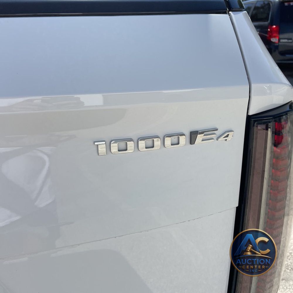 2025 Cadillac Escalade IQ Sport 1