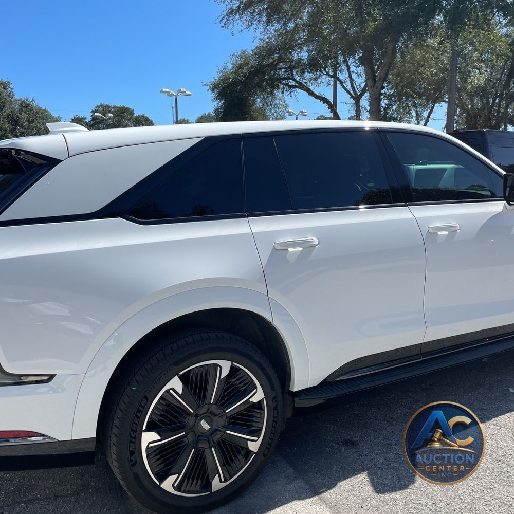 2025 Cadillac Escalade IQ Sport 1