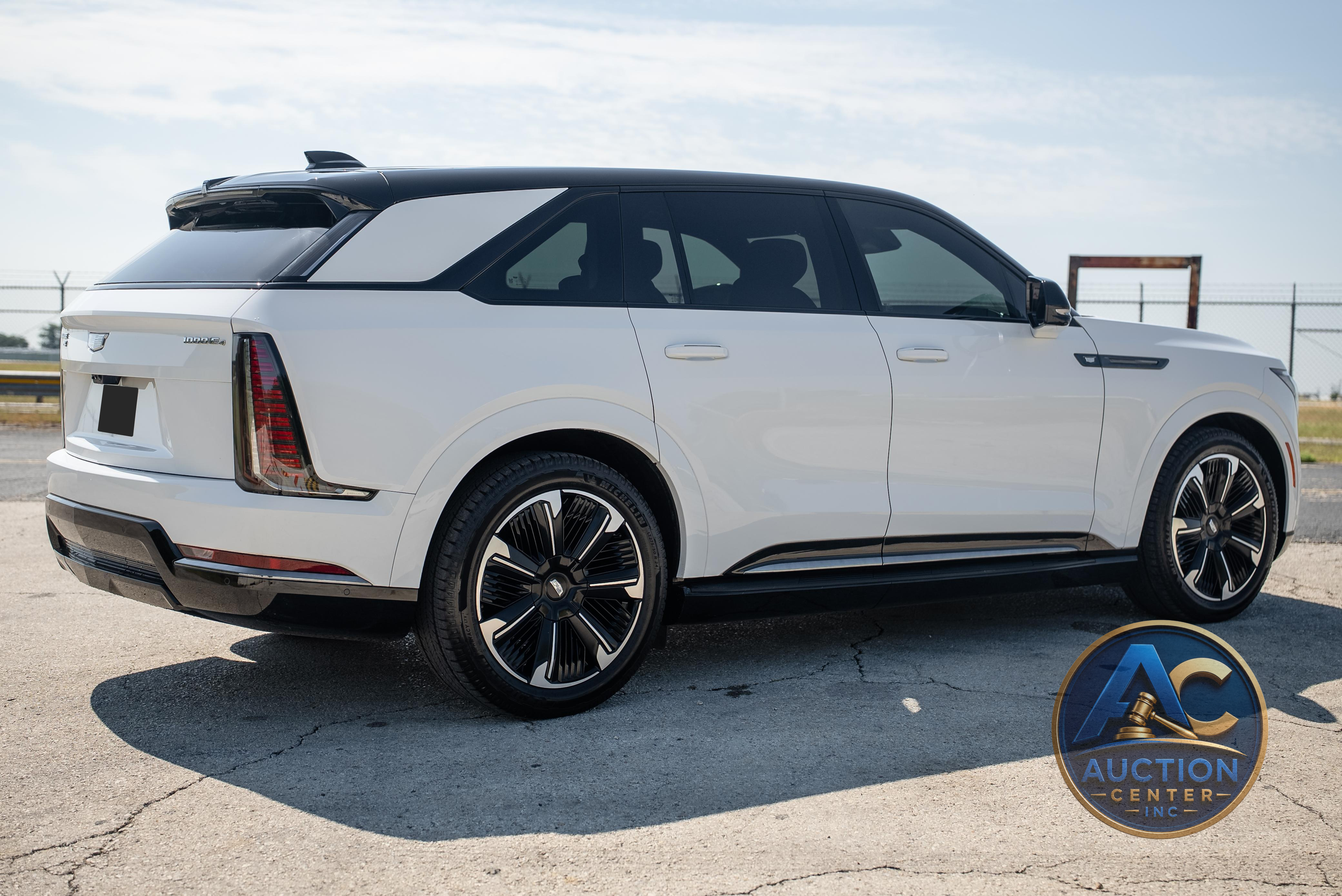 2025 Cadillac Escalade IQ Sport 2