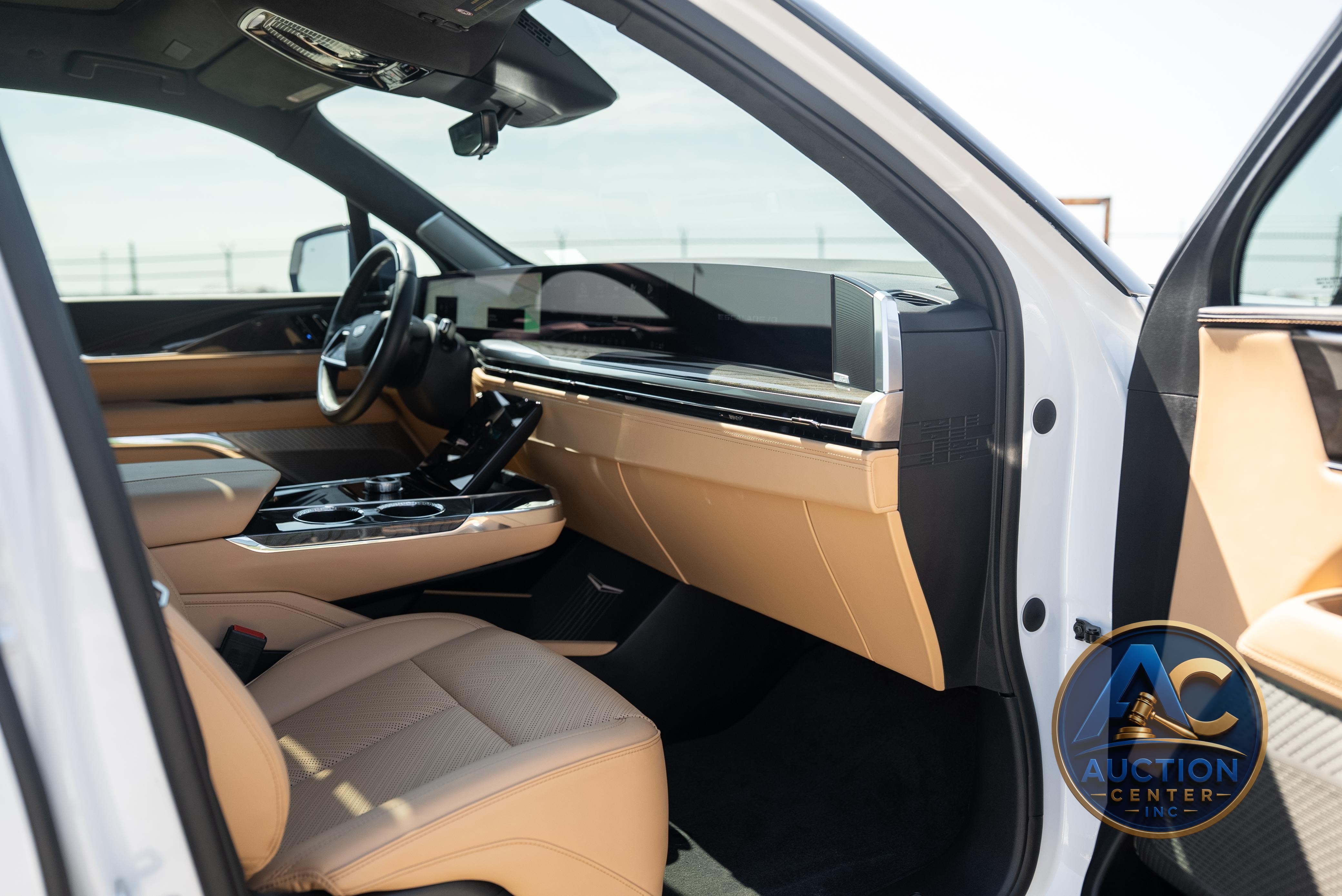 2025 Cadillac Escalade IQ Sport 2