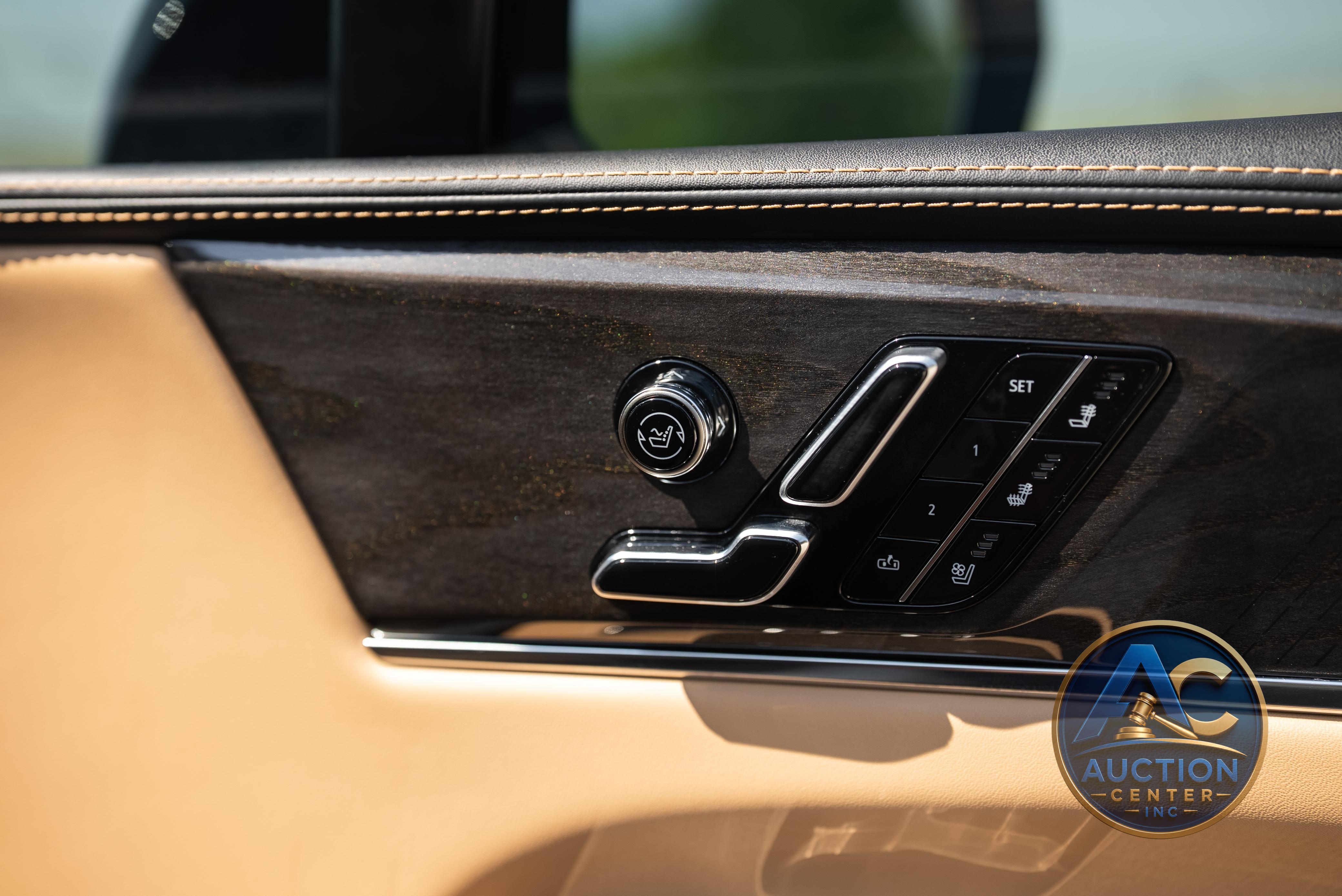 2025 Cadillac Escalade IQ Sport 2