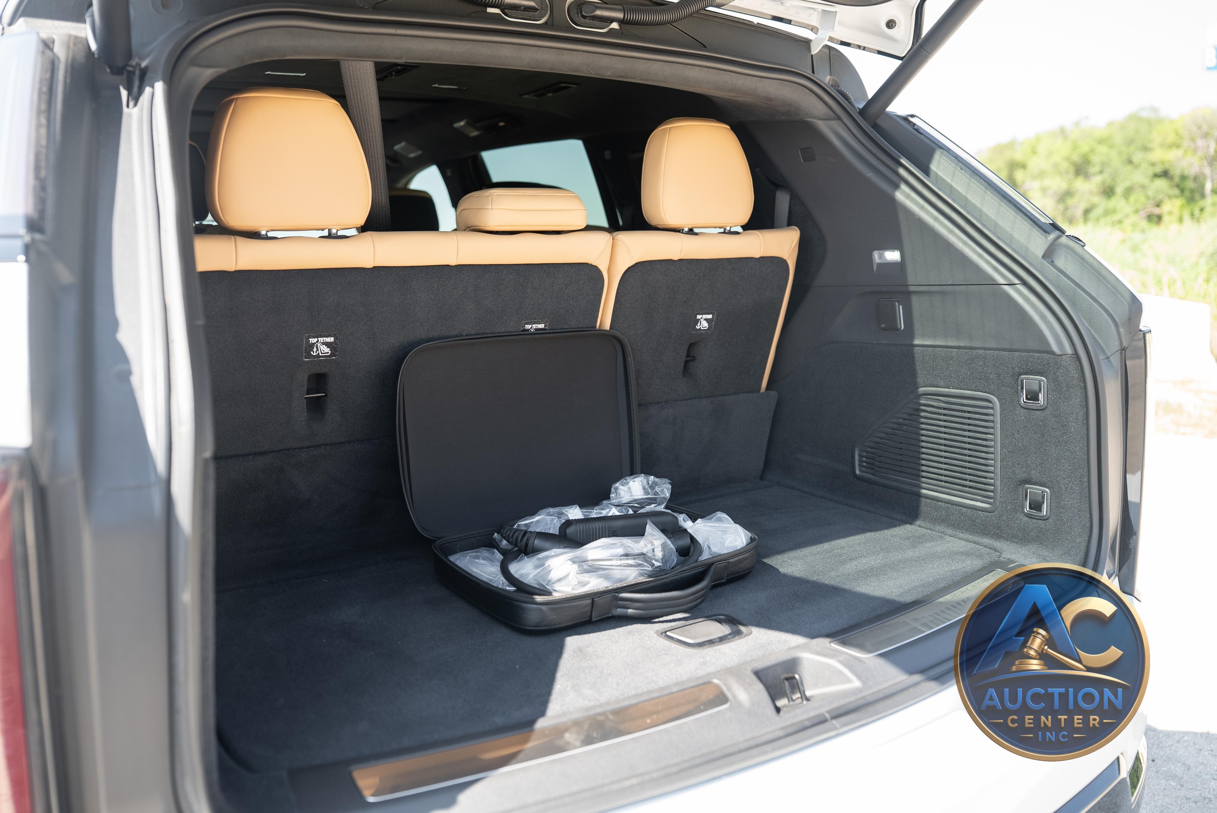 2025 Cadillac Escalade IQ Sport 2