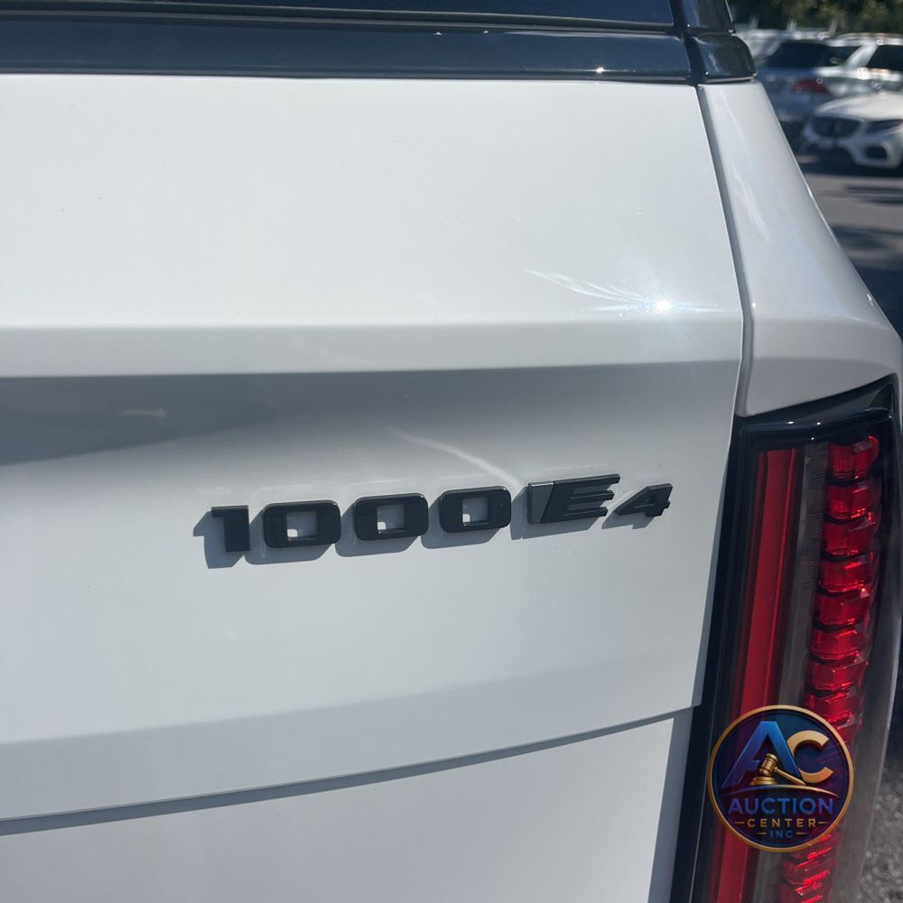 2025 Cadillac Escalade IQ Sport 2