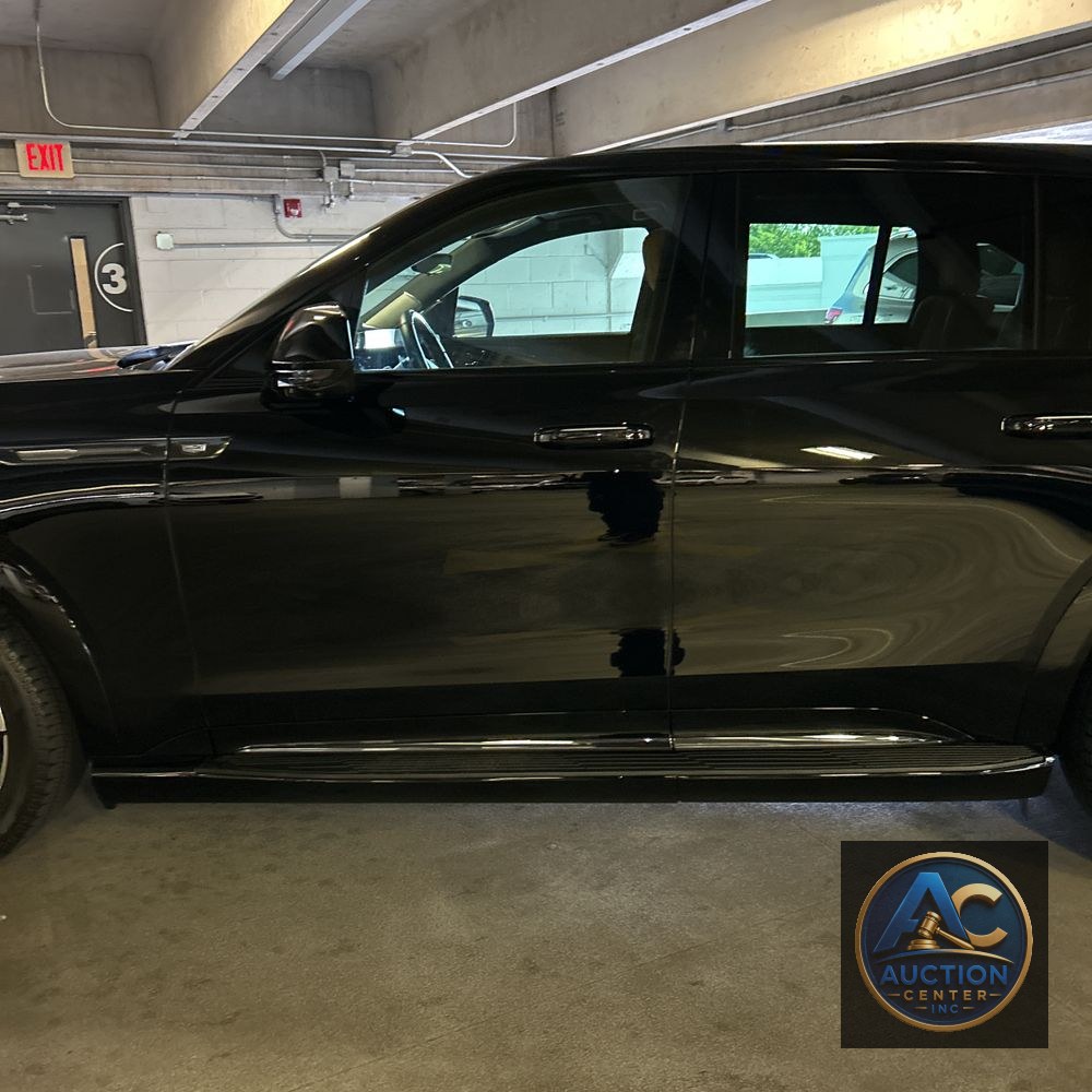 2025 Cadillac Escalade IQ Sport 2