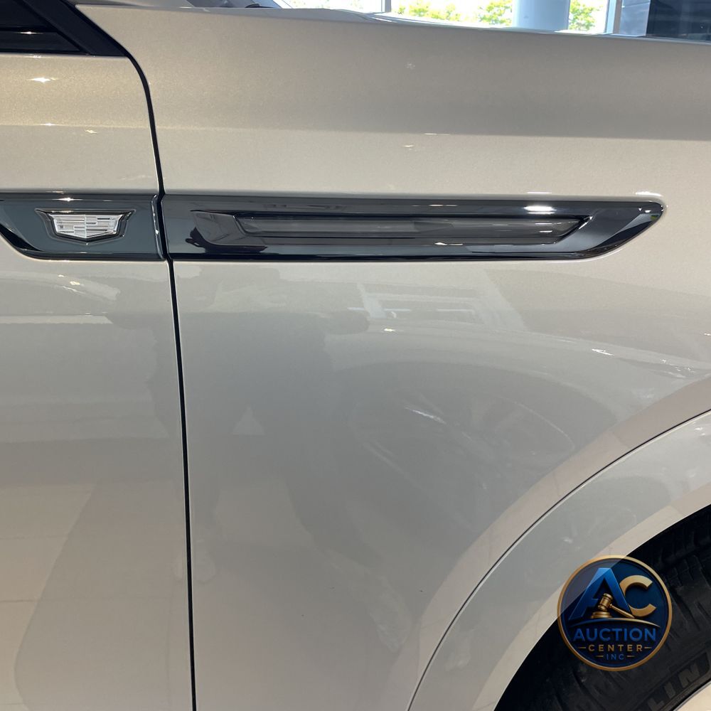 2025 Cadillac Escalade IQ Sport 2