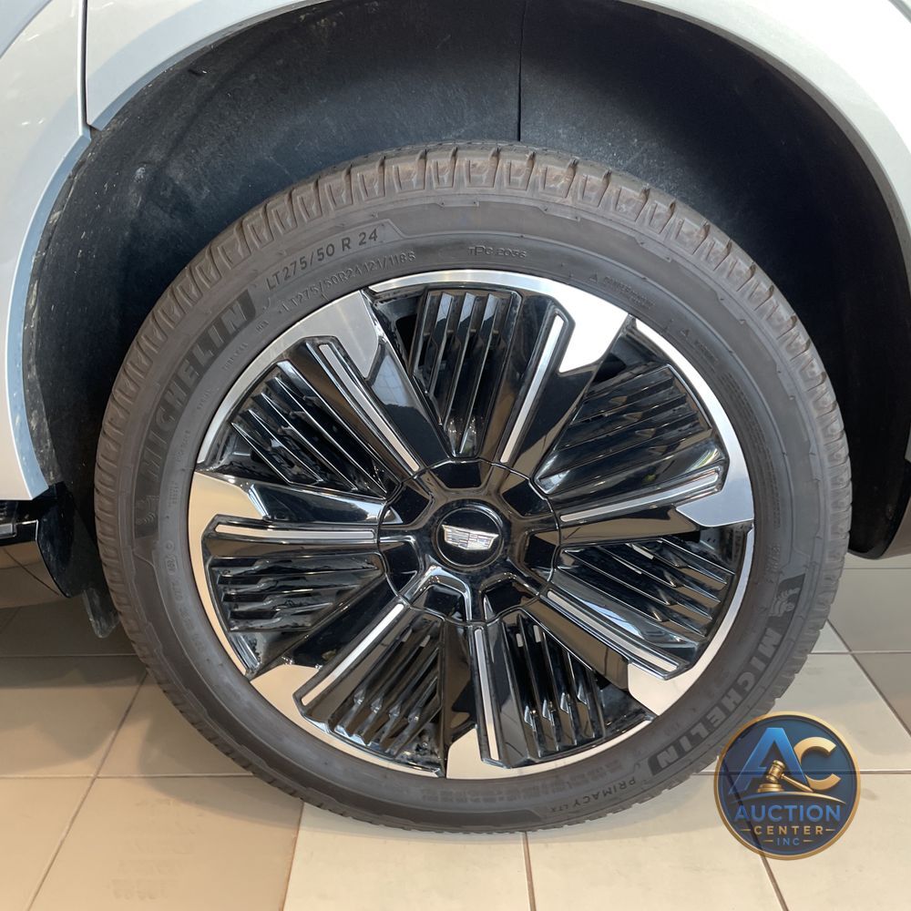 2025 Cadillac Escalade IQ Sport 2