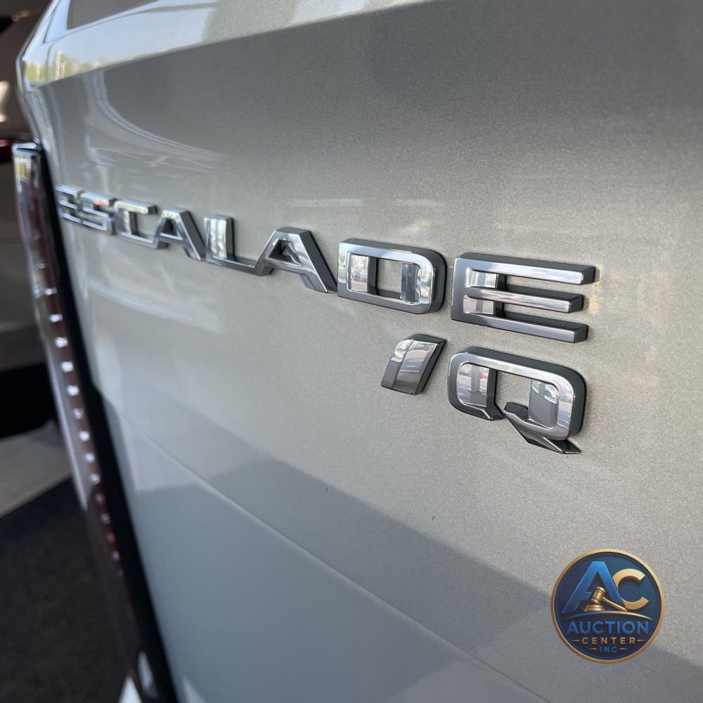 2025 Cadillac Escalade IQ Sport 2