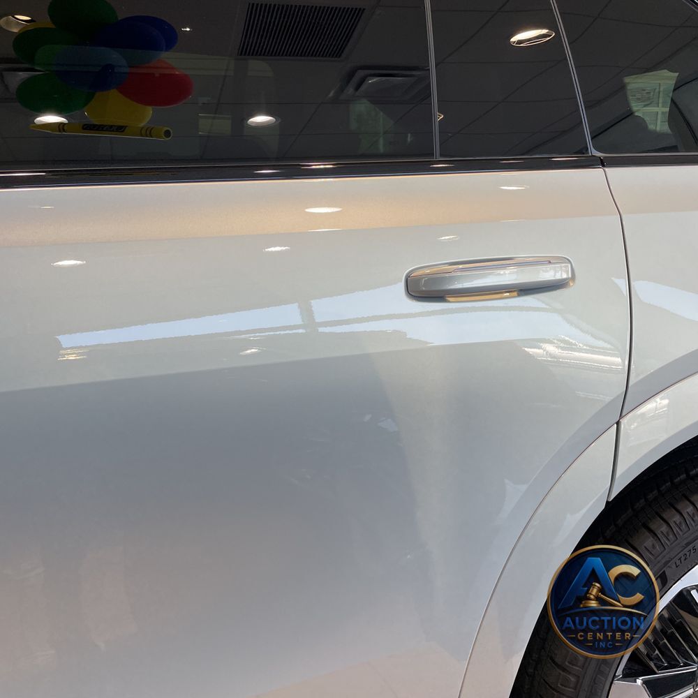 2025 Cadillac Escalade IQ Sport 2