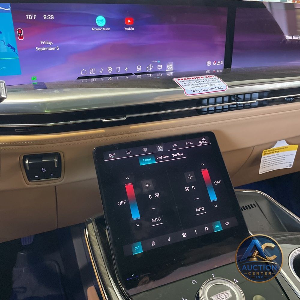 2025 Cadillac Escalade IQ Sport 2