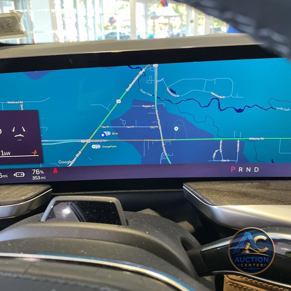 2025 Cadillac Escalade IQ Sport 2