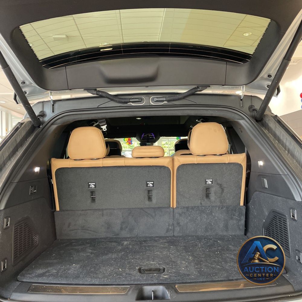 2025 Cadillac Escalade IQ Sport 2