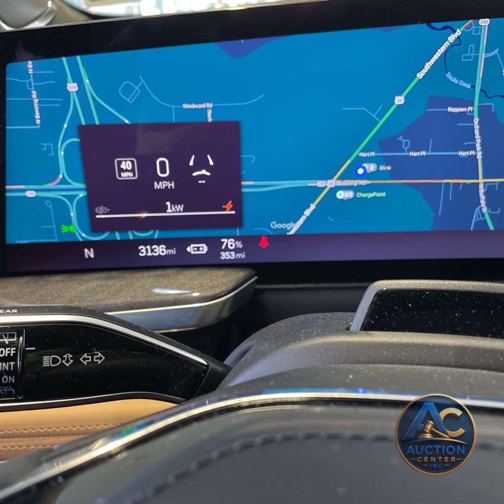 2025 Cadillac Escalade IQ Sport 2