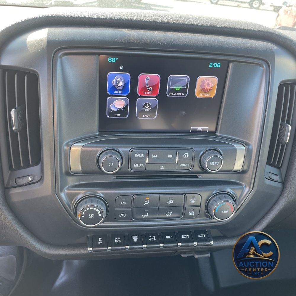 2024 Chevrolet Silverado 4500 W/T