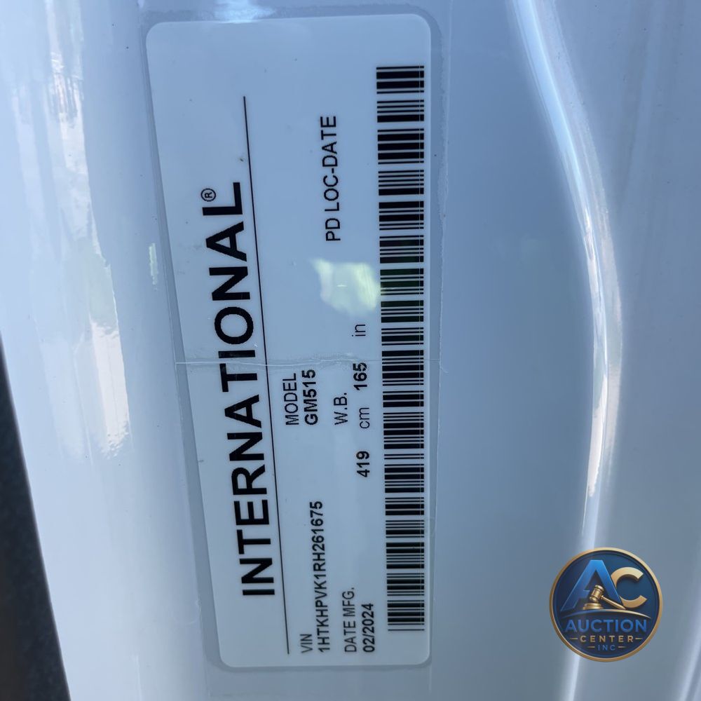 2024 Chevrolet Silverado 4500 W/T