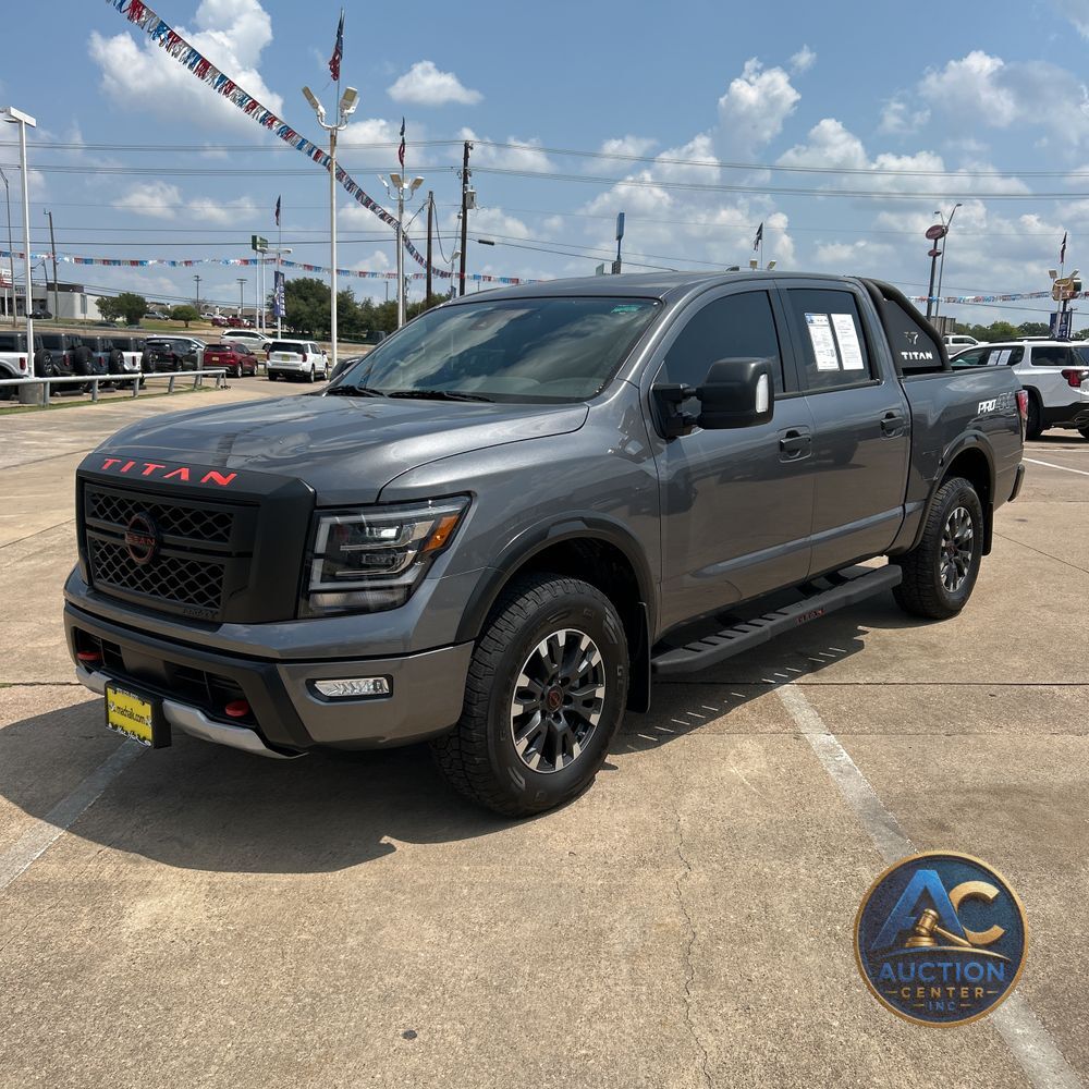 2024 Nissan Titan PRO-4X