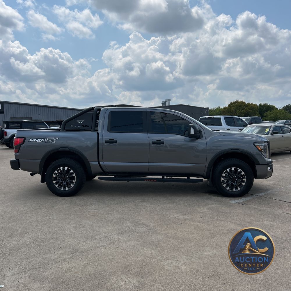 2024 Nissan Titan PRO-4X
