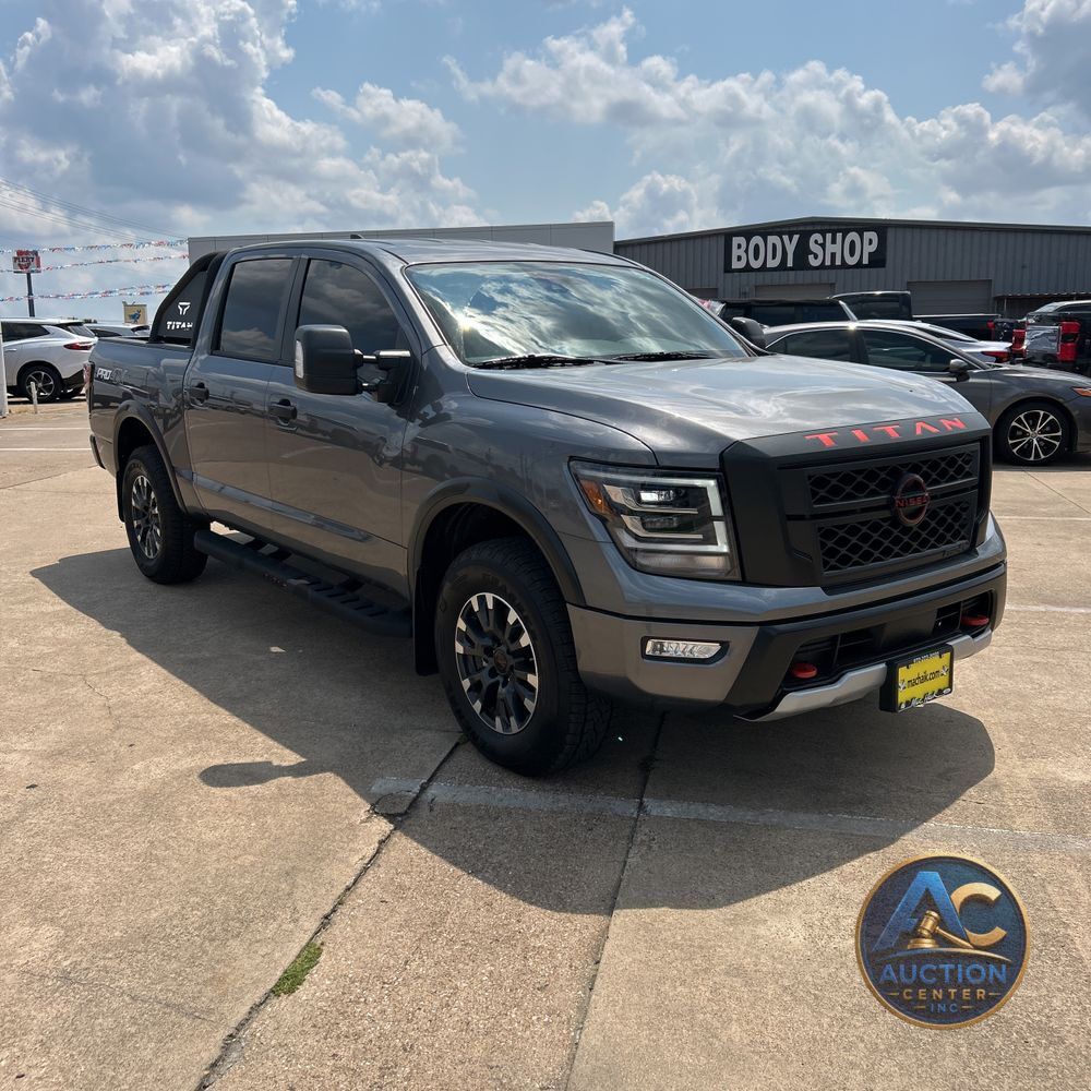 2024 Nissan Titan PRO-4X