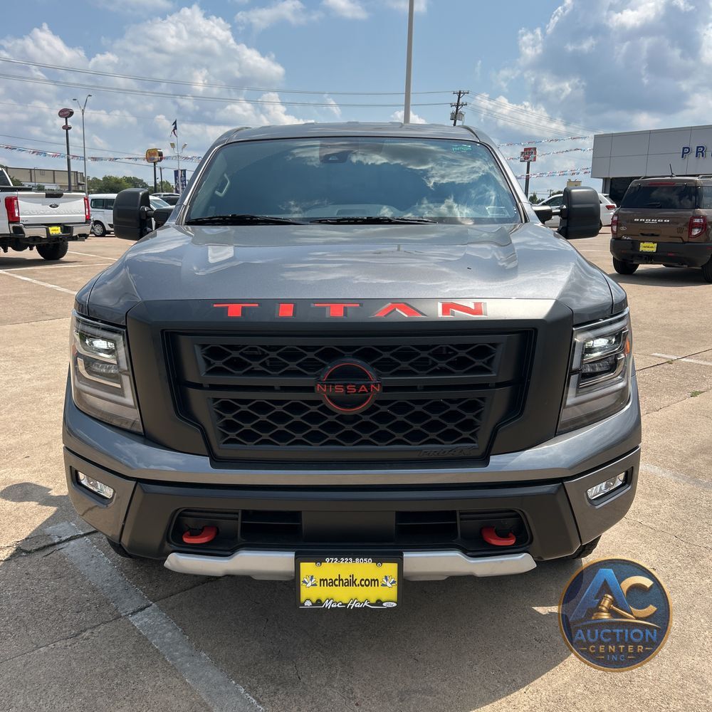 2024 Nissan Titan PRO-4X