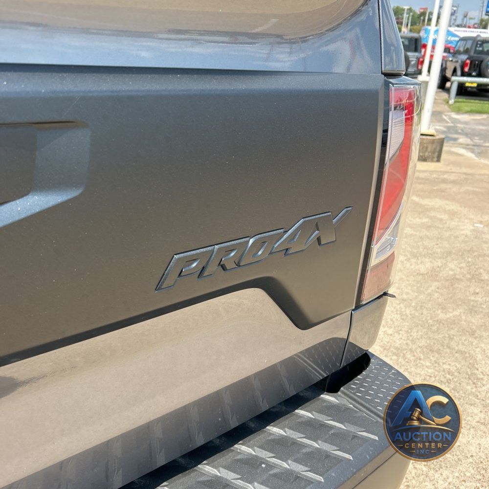 2024 Nissan Titan PRO-4X