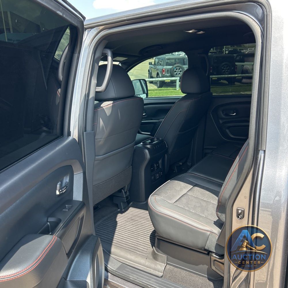 2024 Nissan Titan PRO-4X