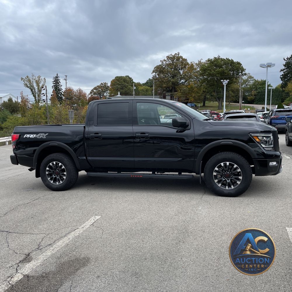 2024 Nissan Titan PRO-4X