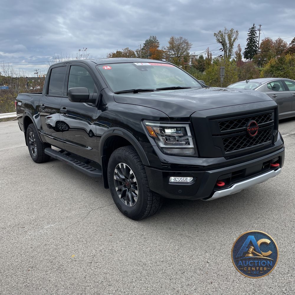 2024 Nissan Titan PRO-4X