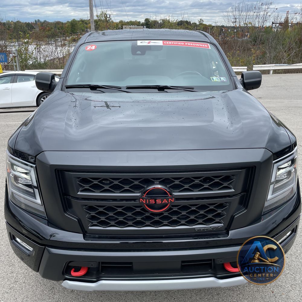 2024 Nissan Titan PRO-4X