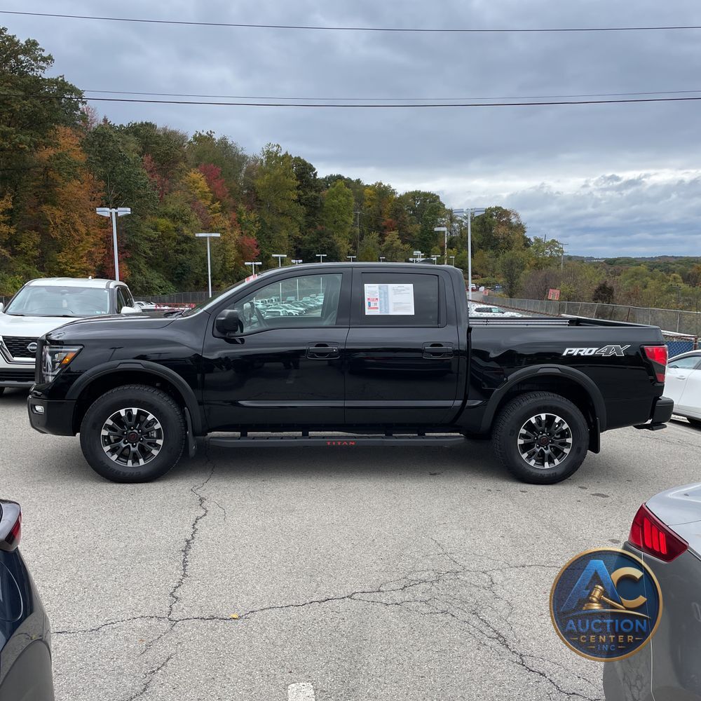 2024 Nissan Titan PRO-4X
