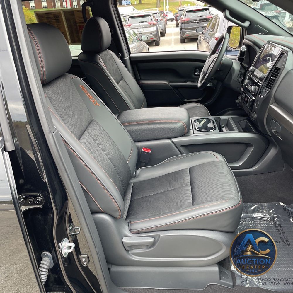 2024 Nissan Titan PRO-4X