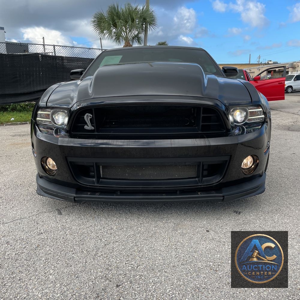 2013 Ford Shelby GT500 Base