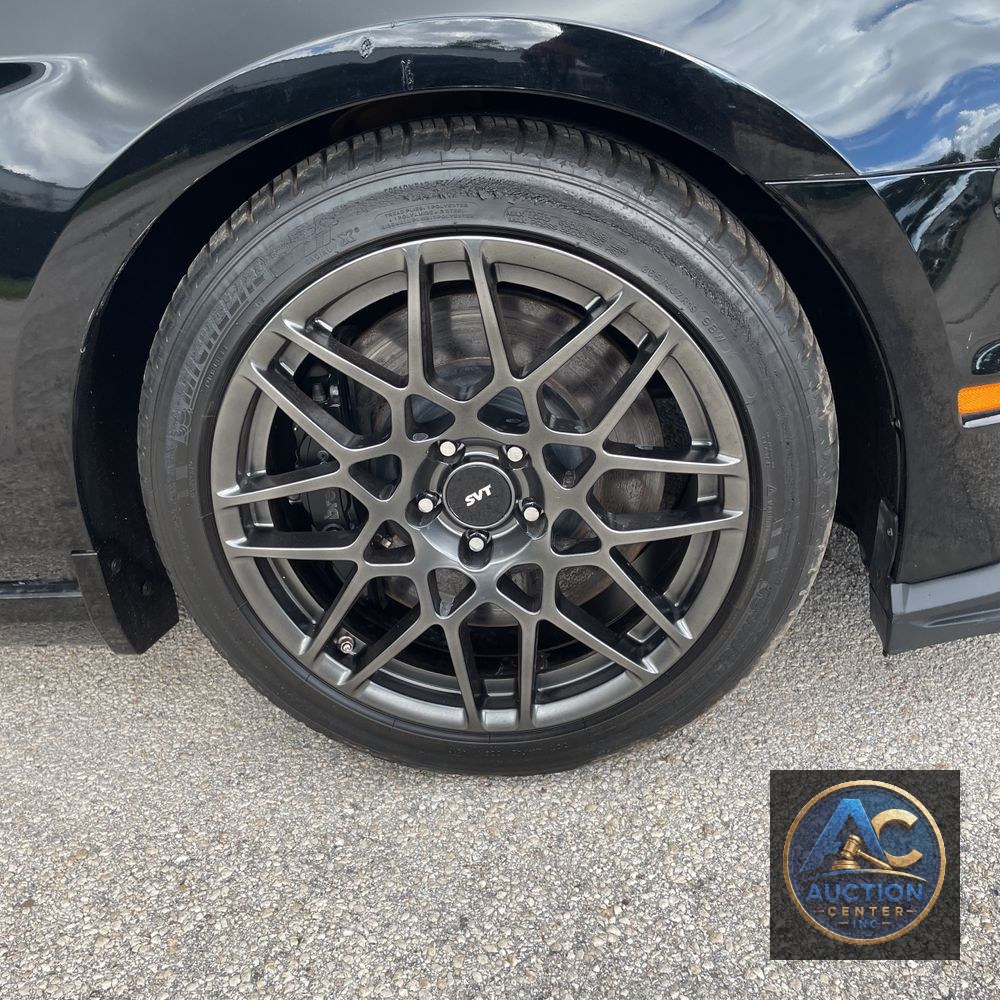 2013 Ford Shelby GT500 Base