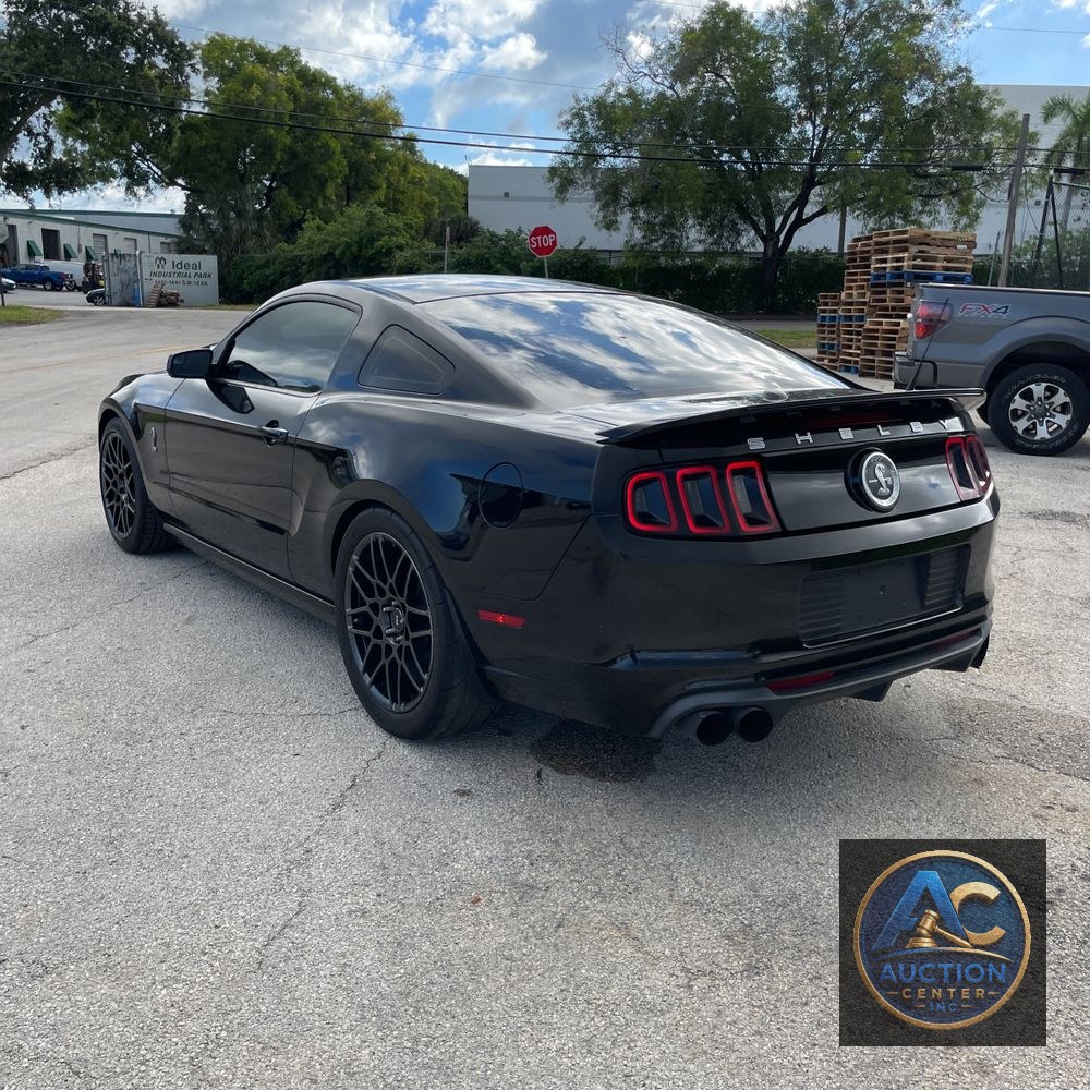 2013 Ford Shelby GT500 Base