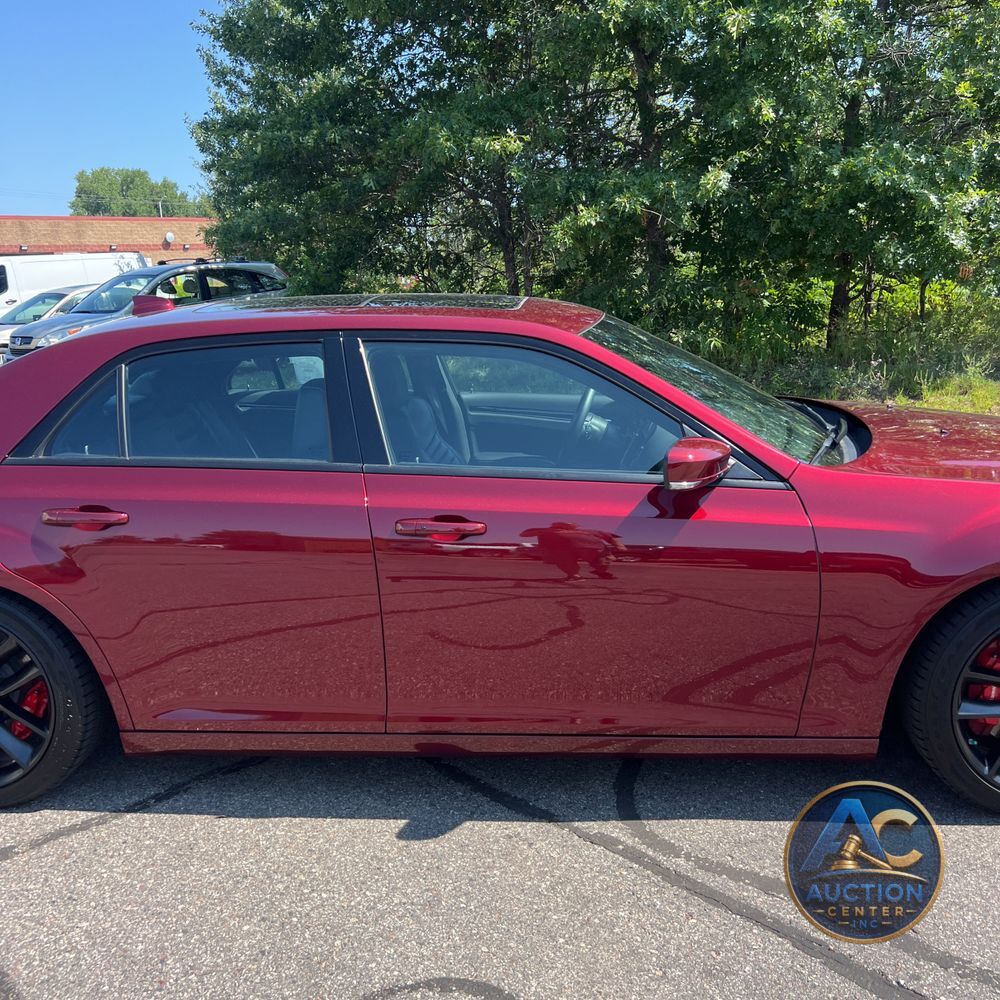 2023 Chrysler 300 C